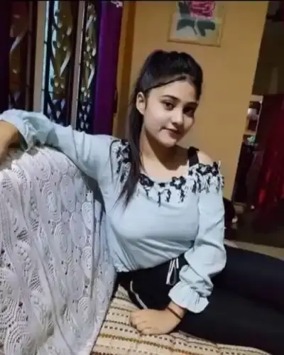 Call Girls Service in Manjlegaon