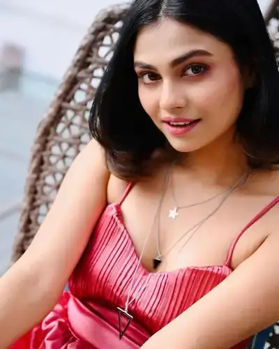 Escort Service Manjlegaon